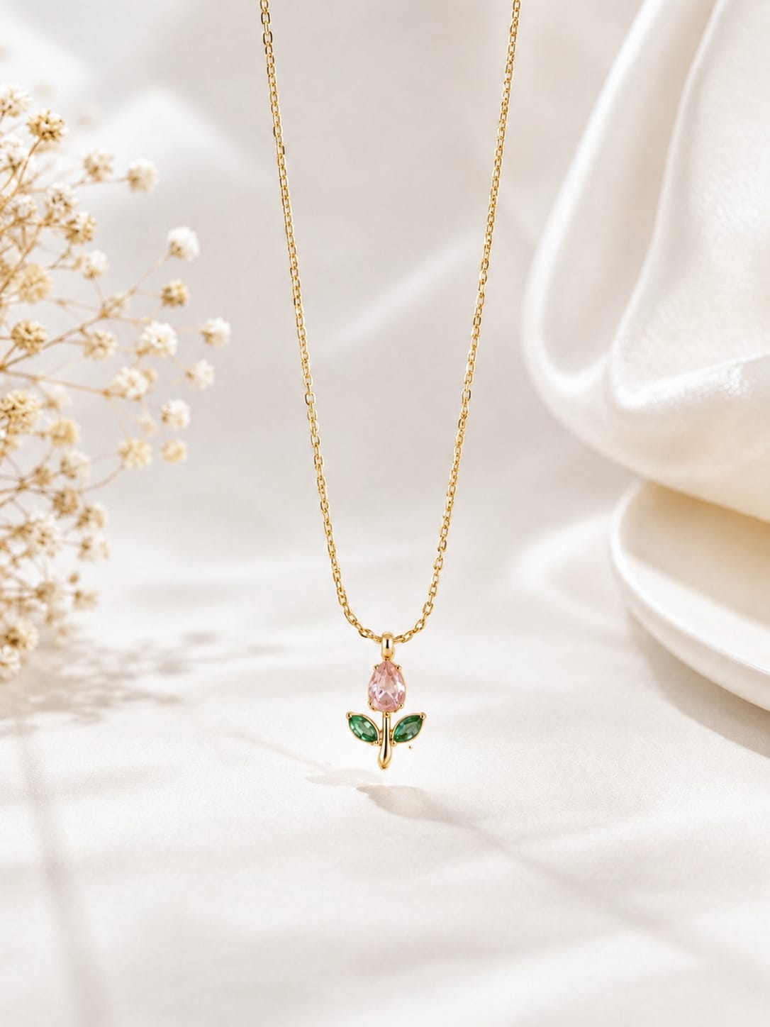 Tulip pendant